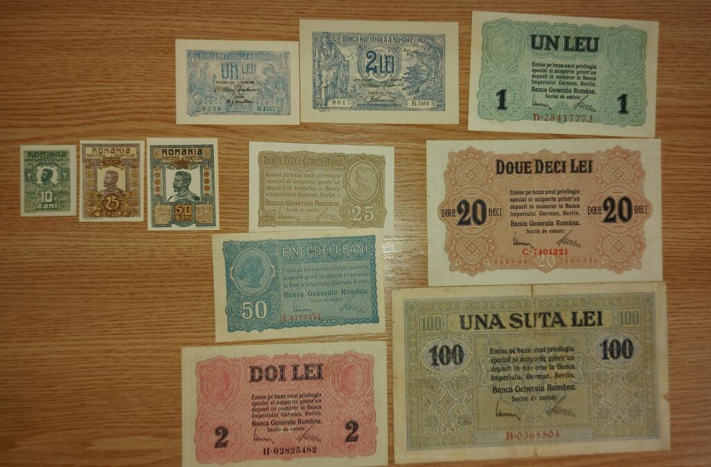Bancnote vechi, colecționar, piese deținute.